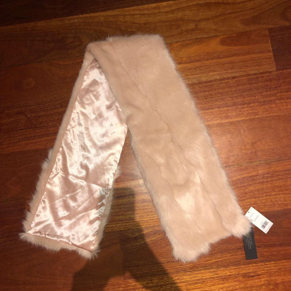 Dust rose colored faux fur wrap